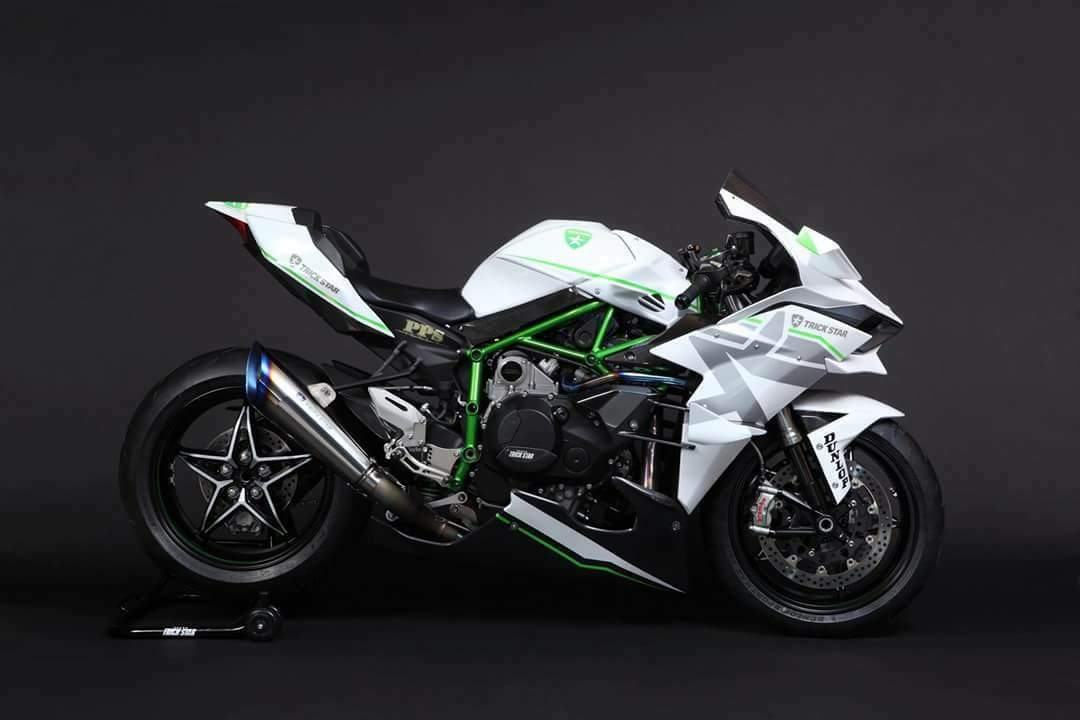 Kawasaki ninja store h2r trickstar